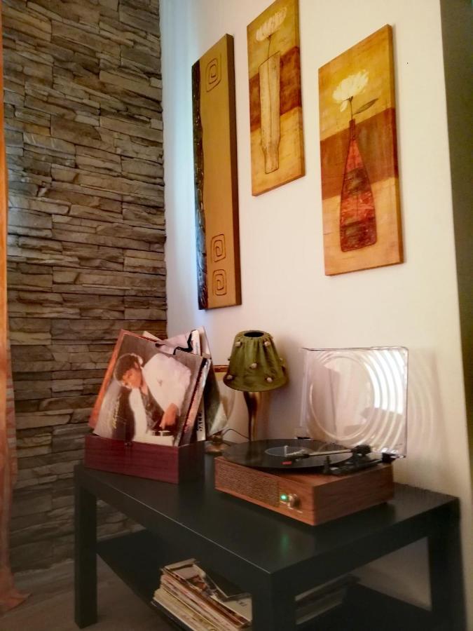 Casolare Isabella "Il Rifugio Dei Vinili" And Alice'S Room Ponsacco Exteriér fotografie